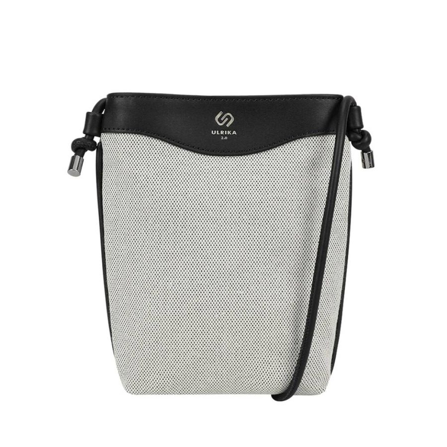 ULRIKA DESIGN svart CANVAS