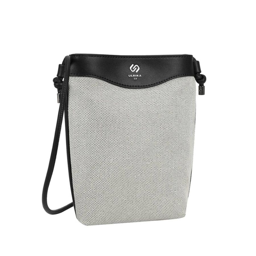 ULRIKA DESIGN svart CANVAS