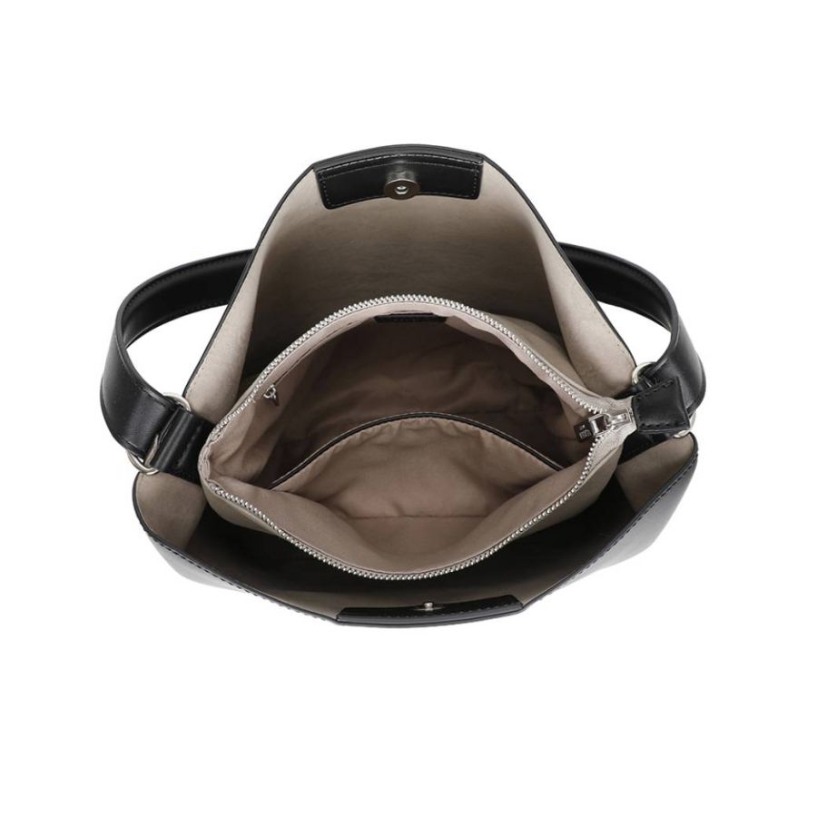 ULRIKA DESIGN svart MINIMALISM