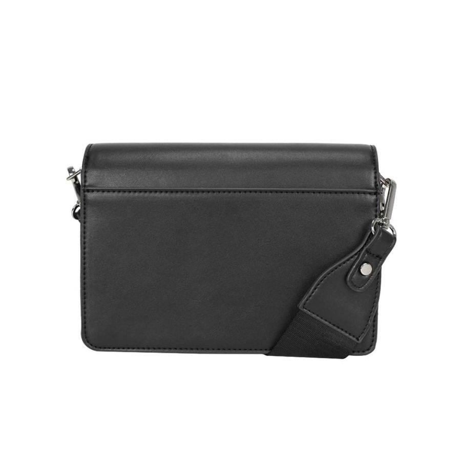 ULRIKA DESIGN svart MINIMALISM