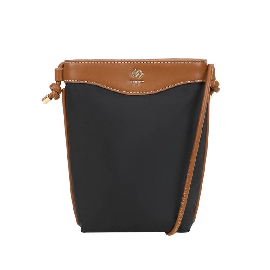 ULRIKA DESIGN svart TIMELESS